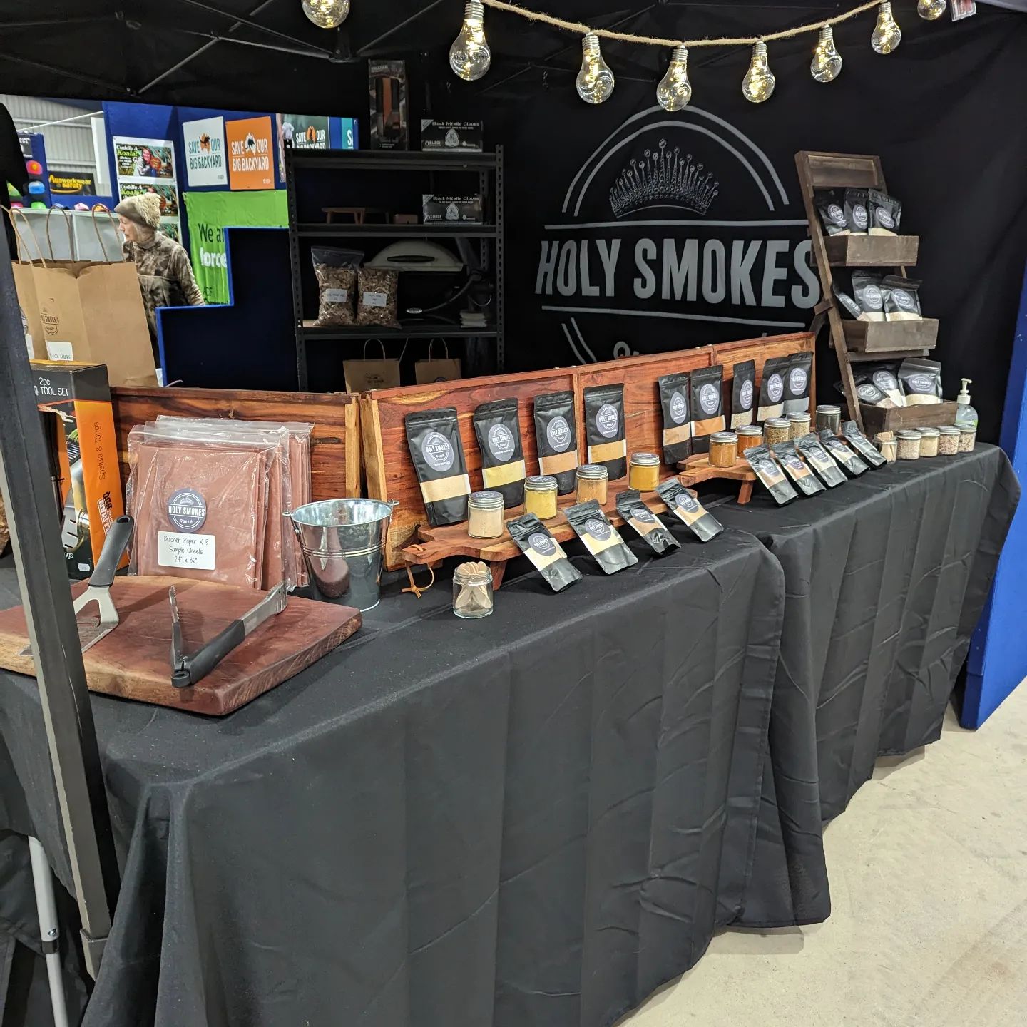 Holy Smokes Queen Meatstock